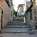 Daire House Marjan *
