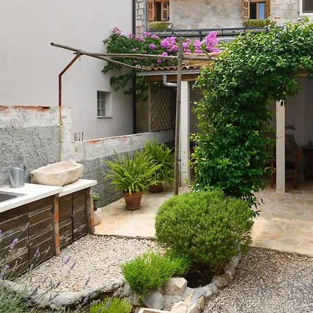 House Marjan Apartman *